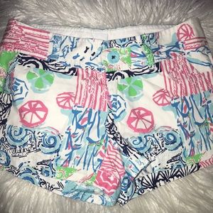 Lilly Pulitzer size 00 shorts